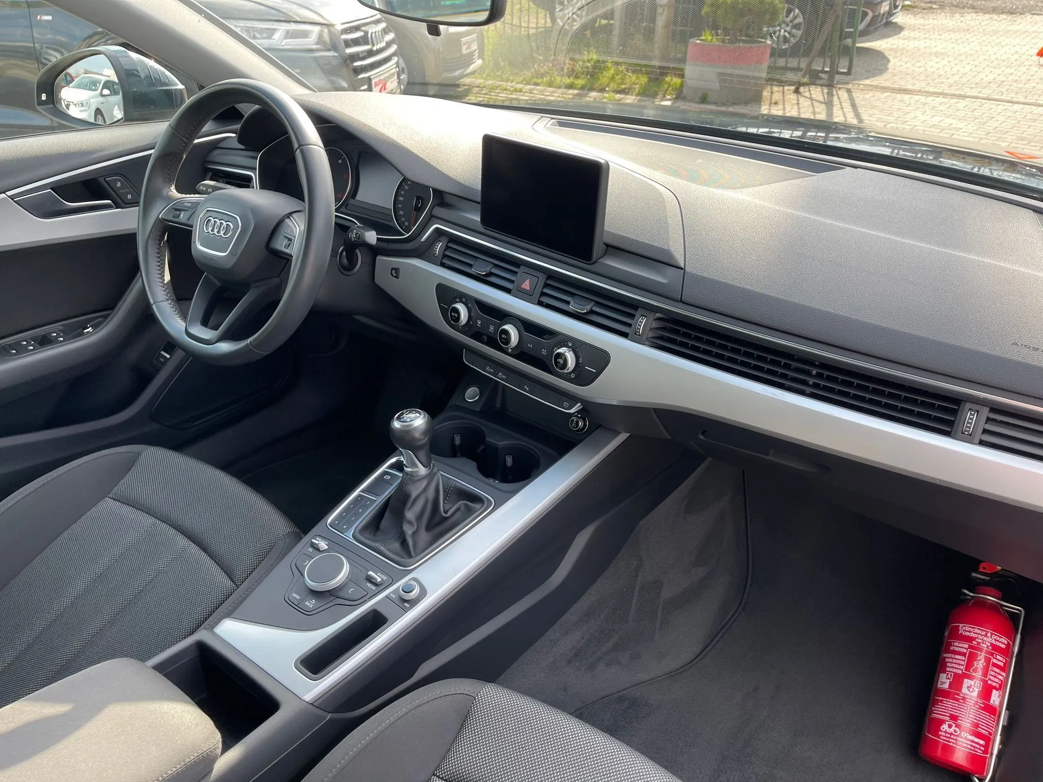 Audi A4 2.0 TDI ULTRA Image 7